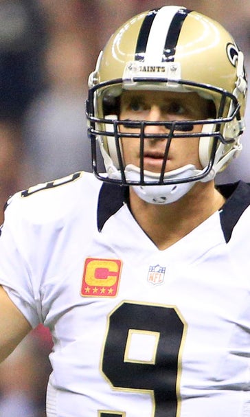 Drew Brees ties NFL record with 7 touchdown passes